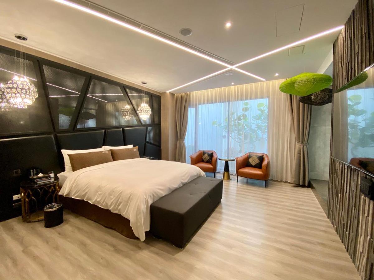 Vaho Motel Kota Hsinchu Bagian luar foto