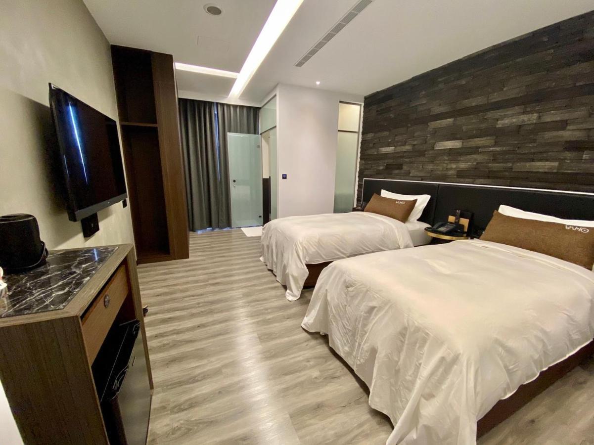 Vaho Motel Kota Hsinchu Bagian luar foto